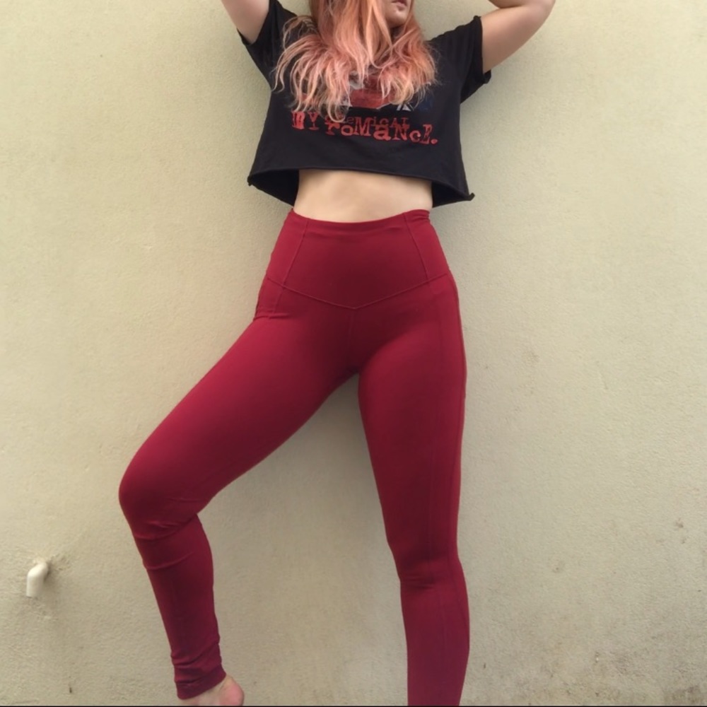 Victoria’s Secret Sport red yoga pants